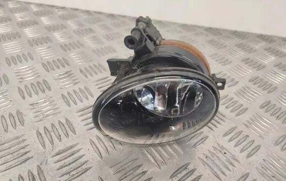 Volkswagen Jetta VI Front fog light 5K0941699