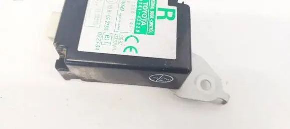Toyota RAV 4 (XA30) Door control unit/module 8974142220