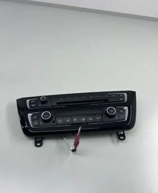 BMW M3 F80 Climate control unit 9358939