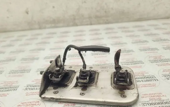 Audi A6 S6 C5 4B Coolant fan relay 8D0959493A