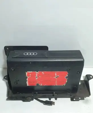 Audi A8 S8 D2 4D Radio/CD/DVD/GPS head unit 4D0035113A