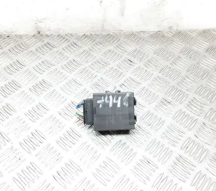 Toyota Avensis T270 Window wiper relay 8594005060 603034 659959