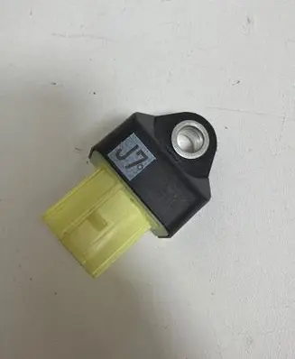 Toyota Corolla E210 E21 Airbag deployment crash/impact sensor 89831F4020