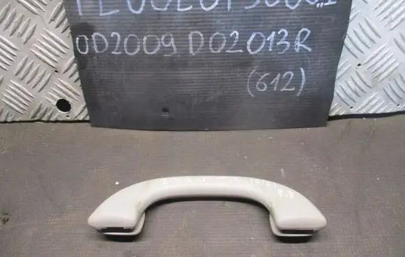 Peugeot 5008 Front interior roof grab handle