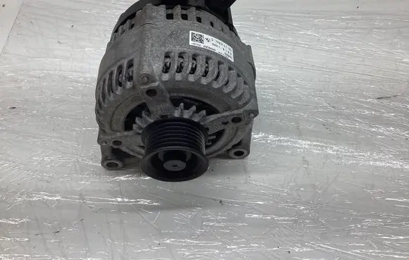 BMW 3 F30 F35 F31 Generator/alternator 764013105