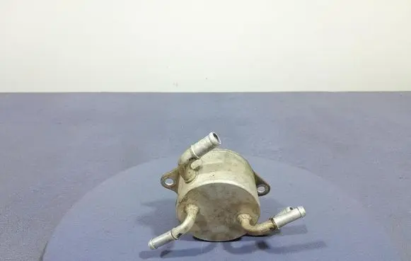Honda CR-V Engine oil radiator 2241002530