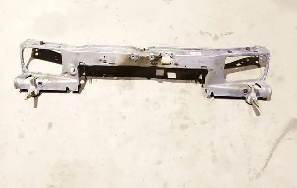 Citroen Saxo Radiator support slam panel