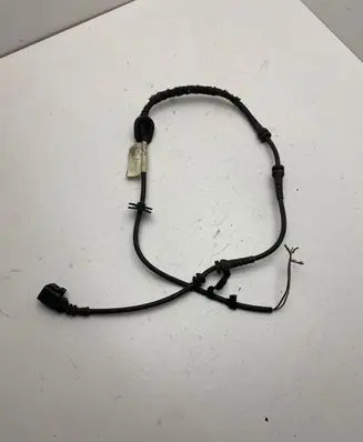 Audi A3 S3 A3 Sportback 8P Rear ABS sensor wiring 1K0927904M 1K04M