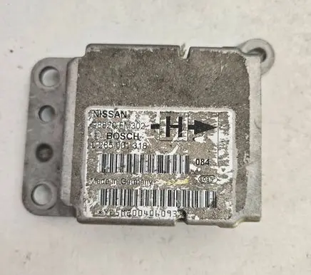Nissan Almera N16 Airbag control unit/module 988205M302 0285001318 5M200406093