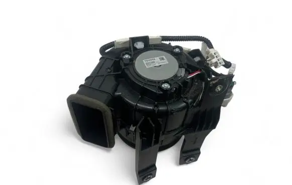 Toyota C-HR I Hybrid/electric vehicle battery fan G923047080