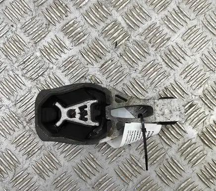 Citroen C5 Aircross Engine mount bracket 9811786680