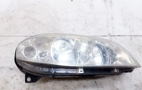 Fiat Punto (188) Headlight/headlamp