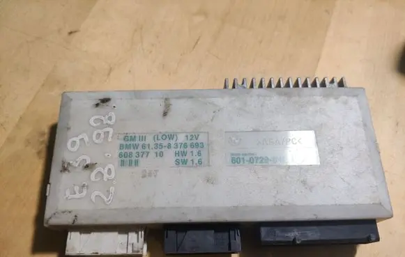 BMW 5 E39 Comfort/convenience module 61358376693 8376693
