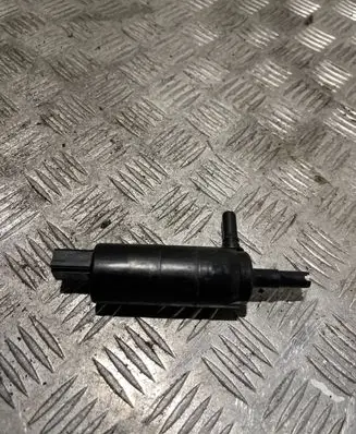 BMW X3 F25 Headlight washer pump 721779202