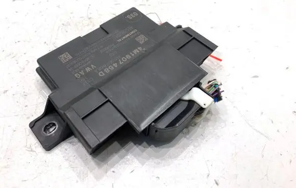 Audi A5 Gateway control module 4M1907468D
