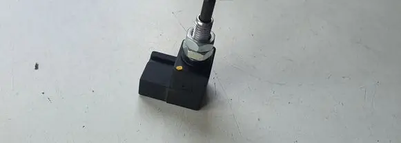 Clutch pedal sensor