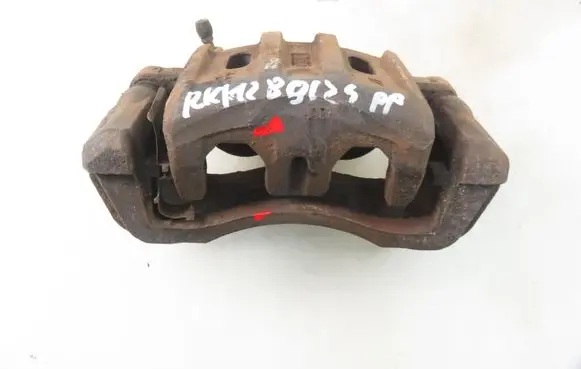 Mitsubishi Outlander Front brake caliper 