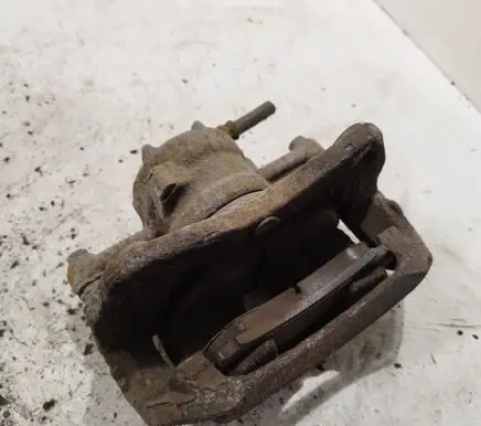Mitsubishi Colt Front brake caliper