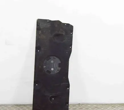 BMW 4 G22 G23 G24 G26 Engine splash shield/under tray 7428177