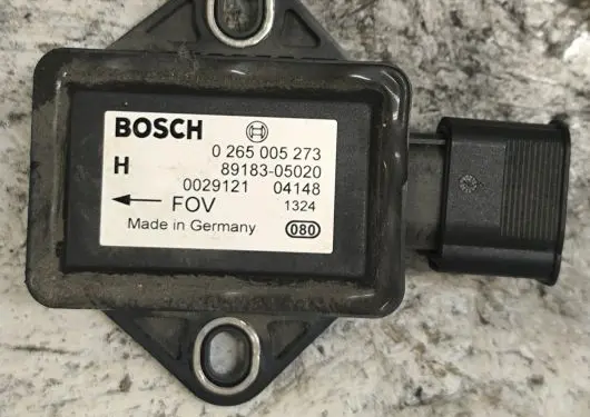 Toyota Corolla Verso AR10 ESP acceleration yaw rate sensor