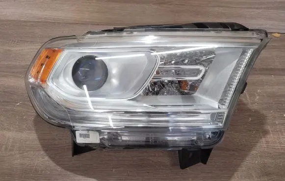 Dodge Durango Headlight/headlamp 68299136AC T31881B