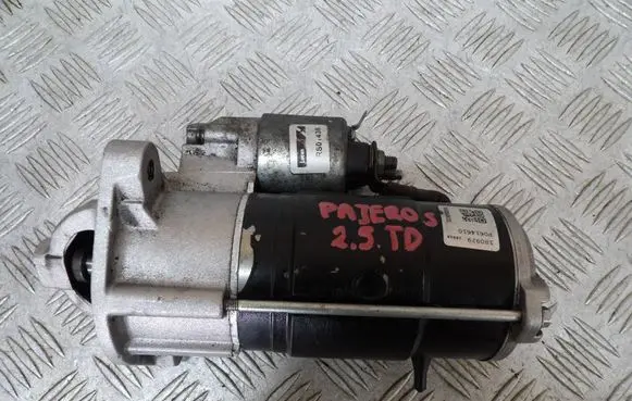 Mitsubishi Pajero Sport I Starter motor 