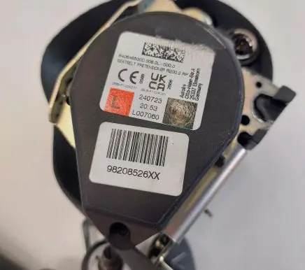 Peugeot 208 Front seatbelt 98208526