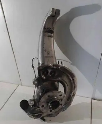 BMW iX Front wheel hub 0010055 689057401 100440134