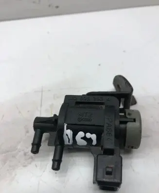 Volkswagen PASSAT B5.5 Turbo solenoid valve 1J0906283A