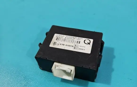 Toyota RAV 4 (XA20) Central body control module 8978042070 IMPRK1592615