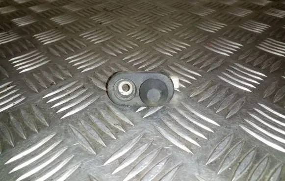 Toyota Corolla Verso E121 Rear door sensor 