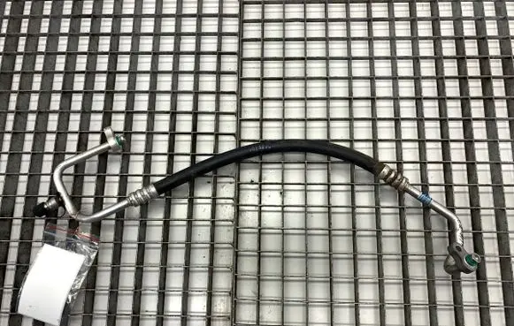 Air conditioning (A/C) pipe/hose