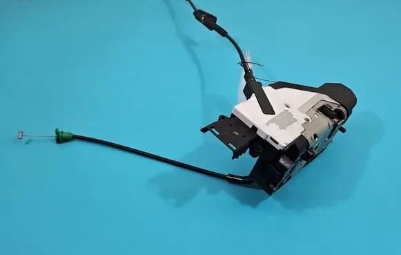 Citroen C3 Picasso Front door lock 9681725380 IMPRK1516598