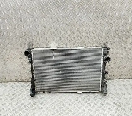 Mercedes-Benz CLS C218 X218 Coolant radiator A0995002603