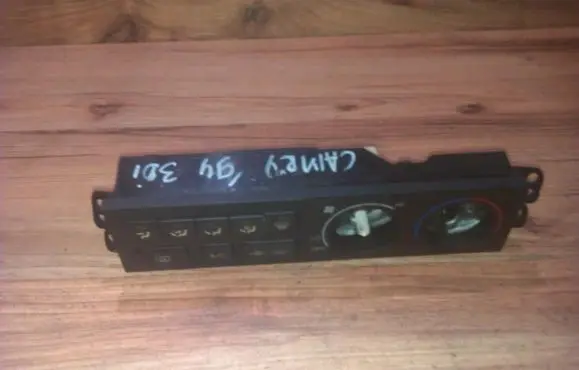 Toyota Camry Climate control unit