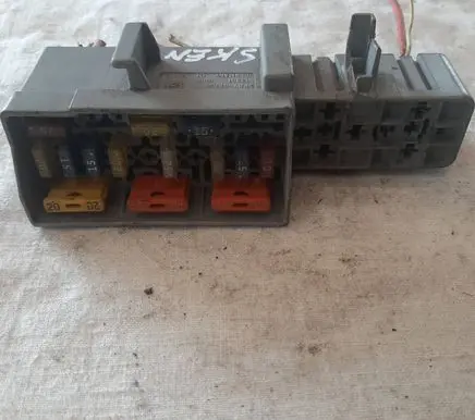 Renault Scenic II - Grand scenic II Fuse box set 13251