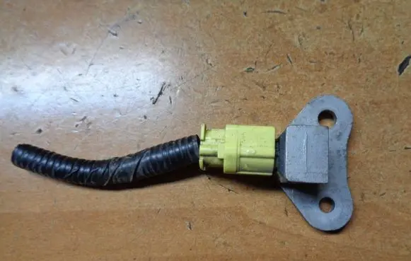 Nissan Note (E12) Airbag deployment crash/impact sensor FC1HJ