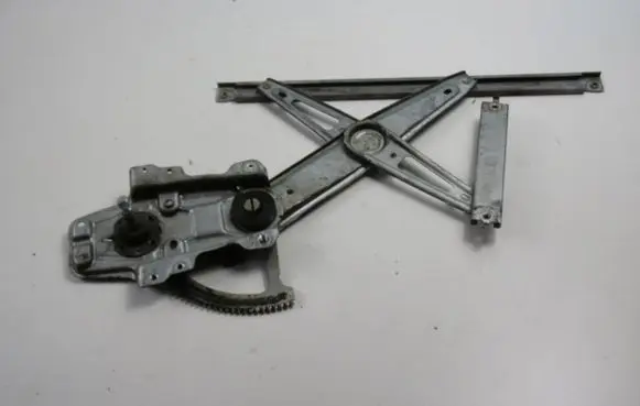 Toyota Yaris Verso Front door manual window regulator 
