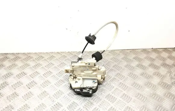 Audi A6 S6 C6 4F Front door lock 1154505218