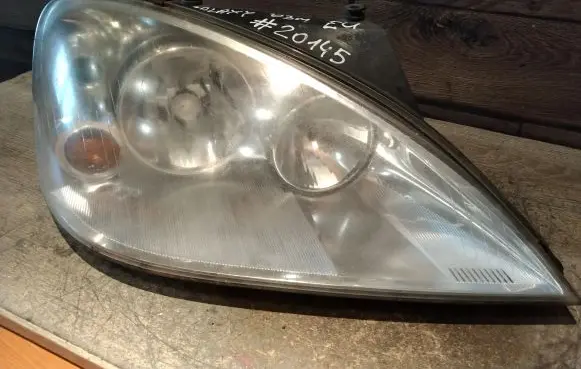Ford Galaxy Headlight/headlamp