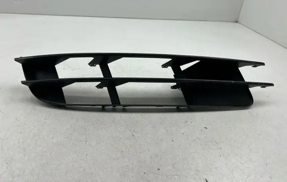Audi Q7 4L Front bumper lower grill 4L0807682