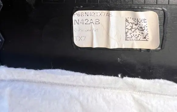 Dodge RAM (C) pillar trim 6BN42TRMABRT P6BN42TX7AB