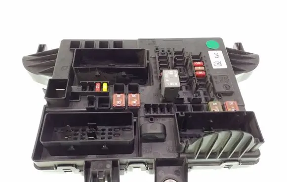 Opel Insignia A Fuse module 2273776501 22737765 544949969