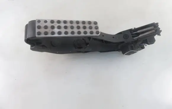 Mercedes-Benz E AMG W211 Accelerator throttle pedal 1713000004