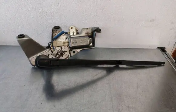 Subaru Forester SG Rear window wiper motor
