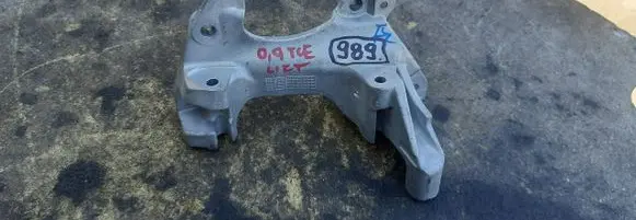 Dacia Sandero II Generator/alternator bracket 117104394R