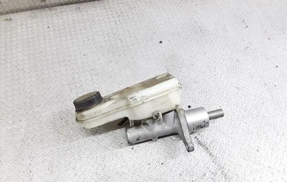 Mitsubishi Colt Master brake cylinder 32067272D