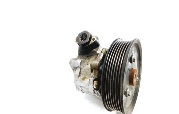 Renault Master III Power steering pump 82C0357347