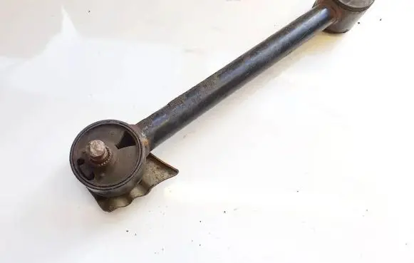 Nissan Micra Engine mount bracket 550464f101
