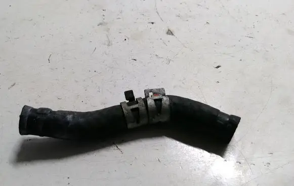 Toyota Land Cruiser (J150) Engine coolant pipe/hose